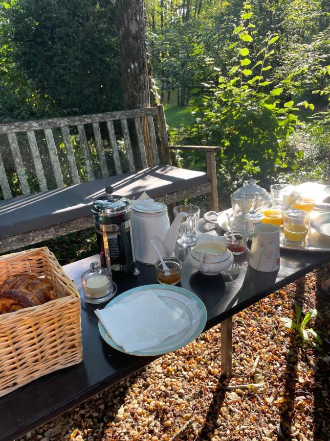 Bed and Breakfast La Croix Des Granges Chapdeuil Zewnętrze zdjęcie